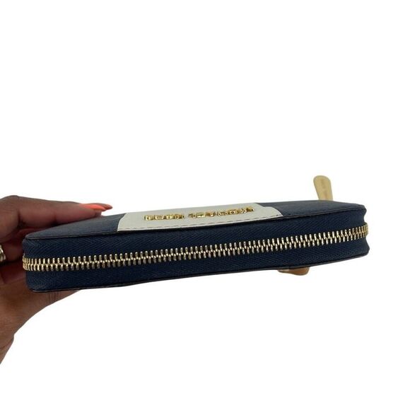 Michael Kors Jet Set Travel Continental Wallet Navy Stripe Zip Wristlet - Picture 8 of 16